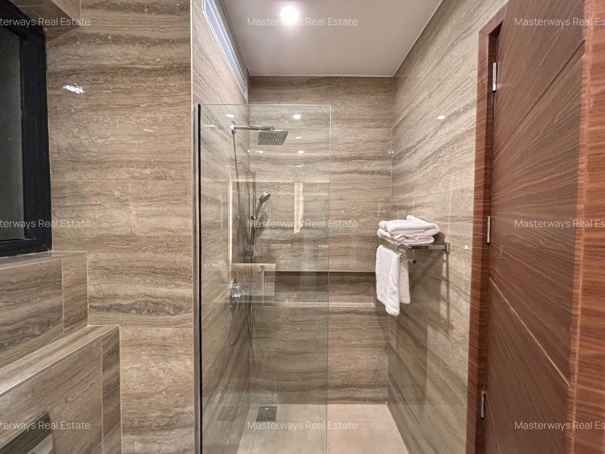 2 Bed Apartment with En Suite in Riverside - 9