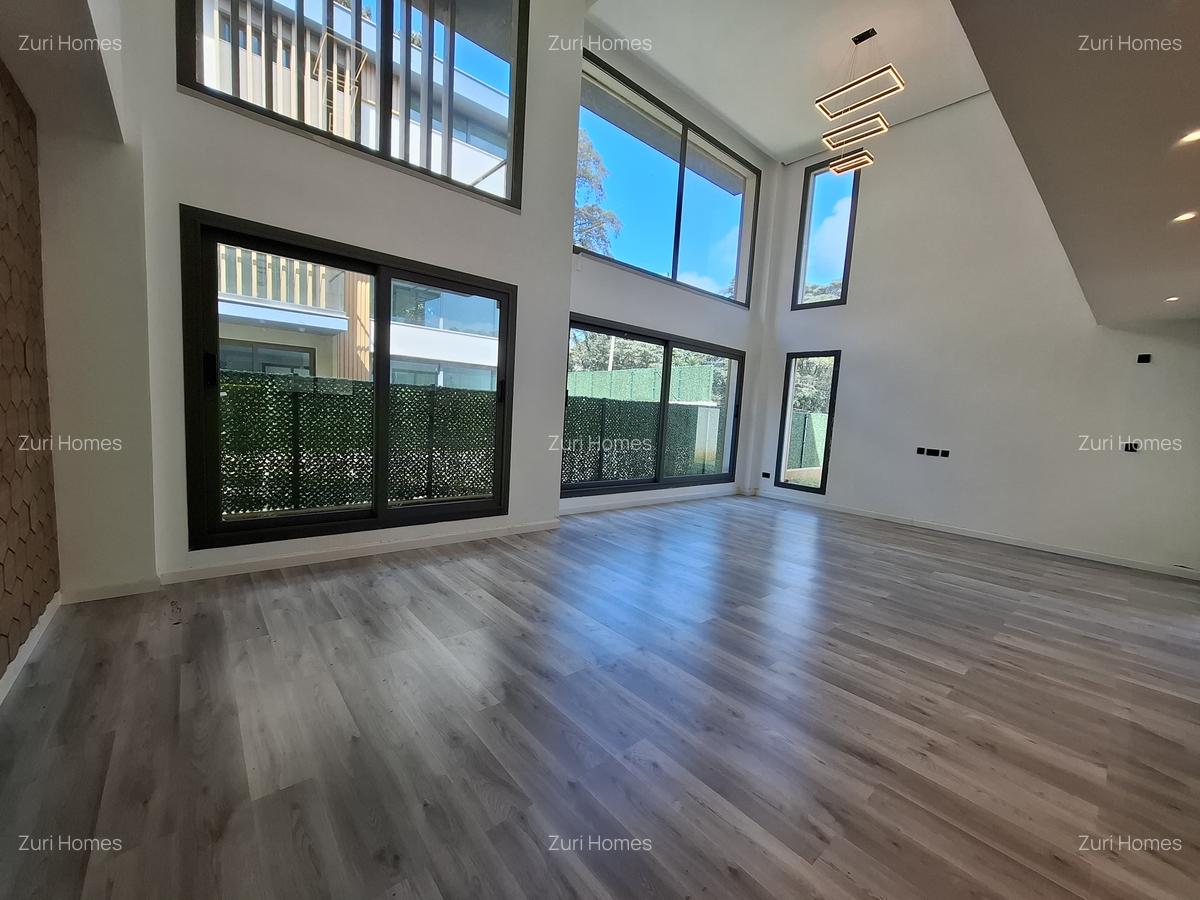 5 Bed Townhouse with En Suite in Lavington - 1