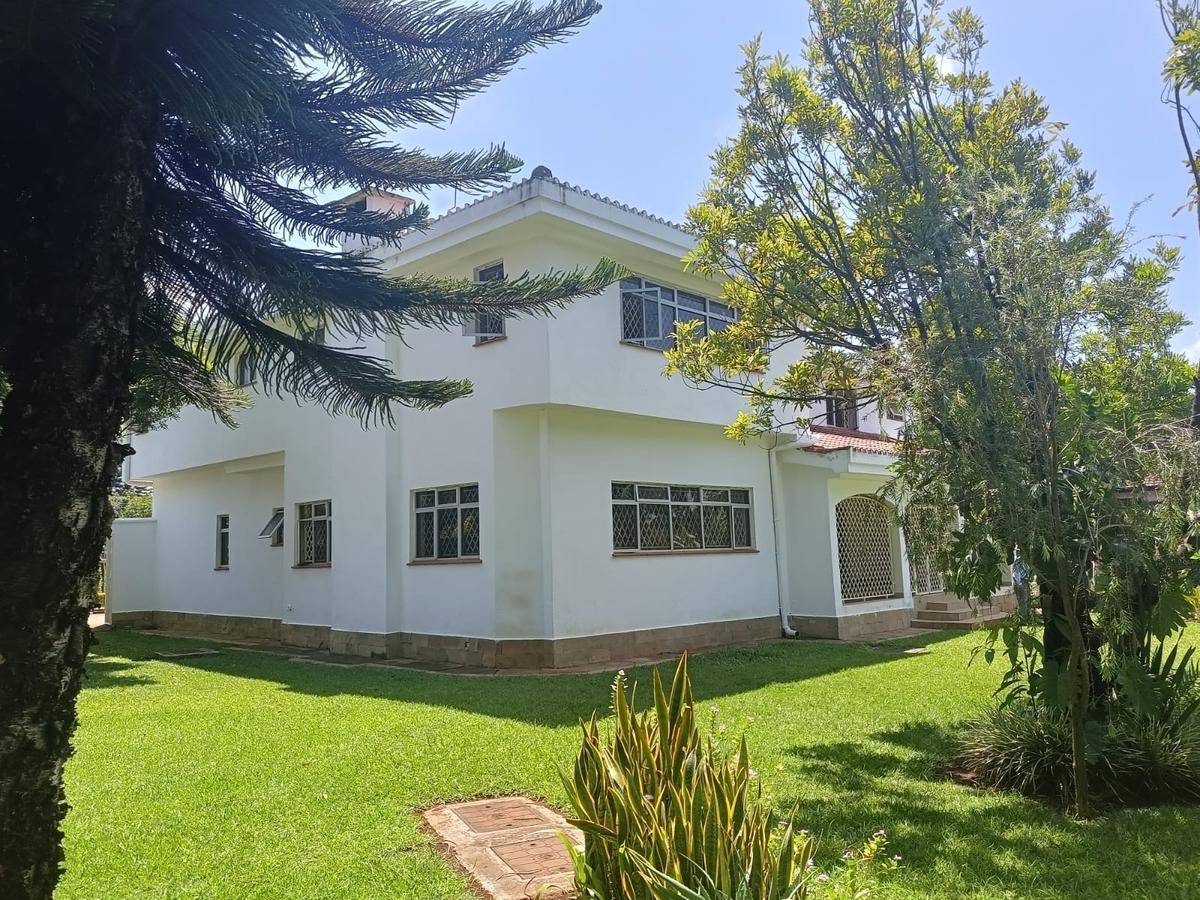 5 Bed House with En Suite at Runda - 7