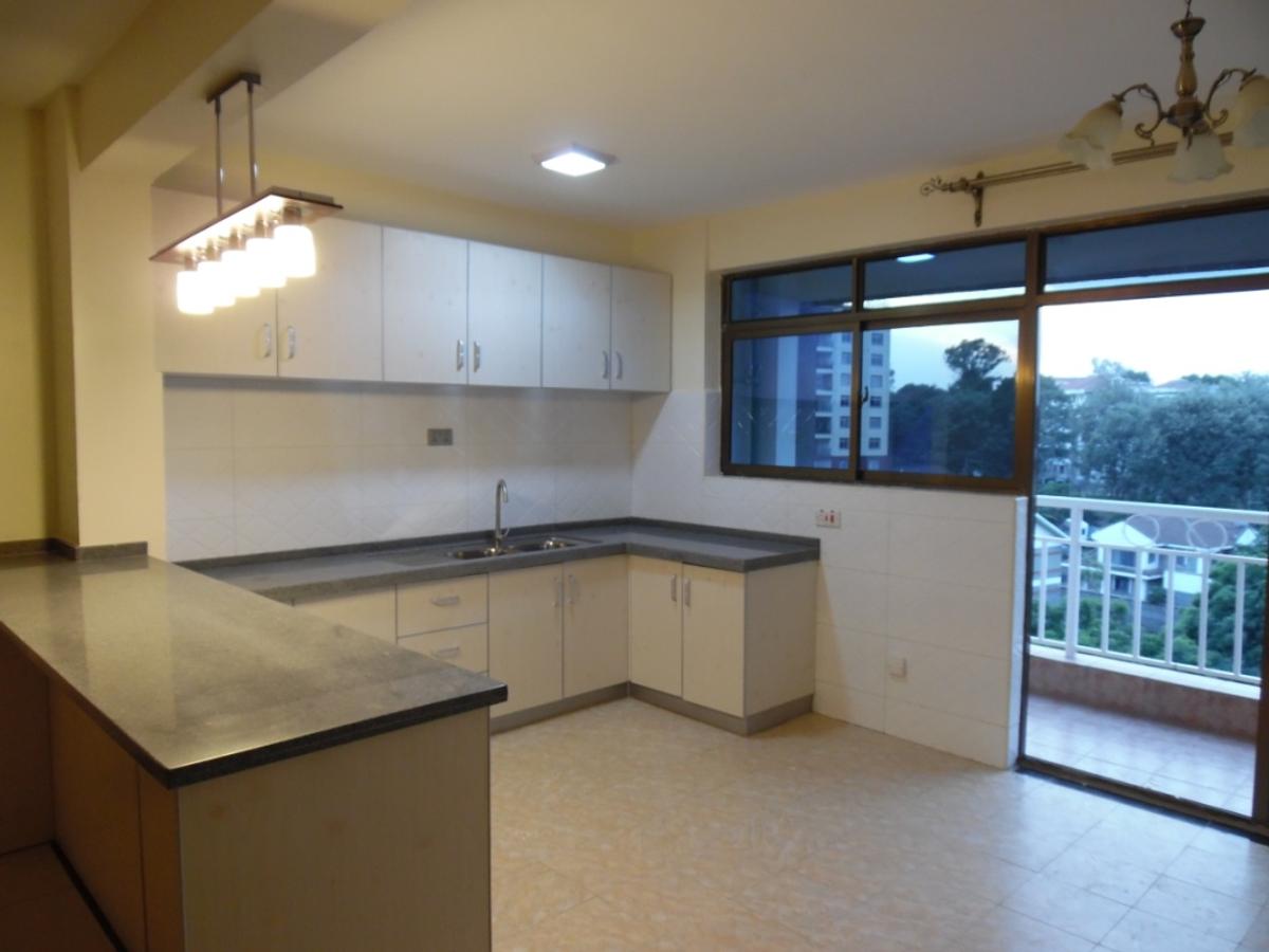 2 Bed Apartment with En Suite at Kilimani - 1