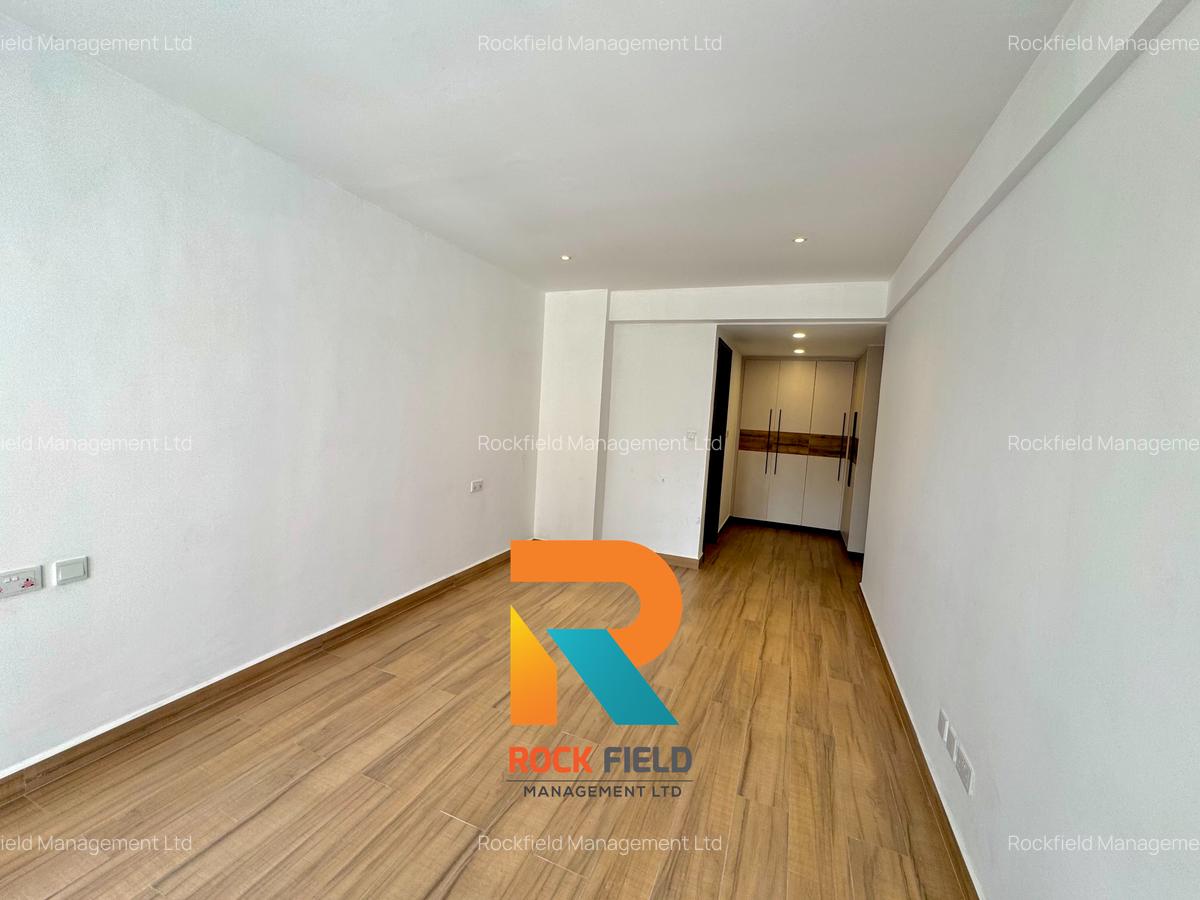 2 Bed Apartment with En Suite in General Mathenge - 13