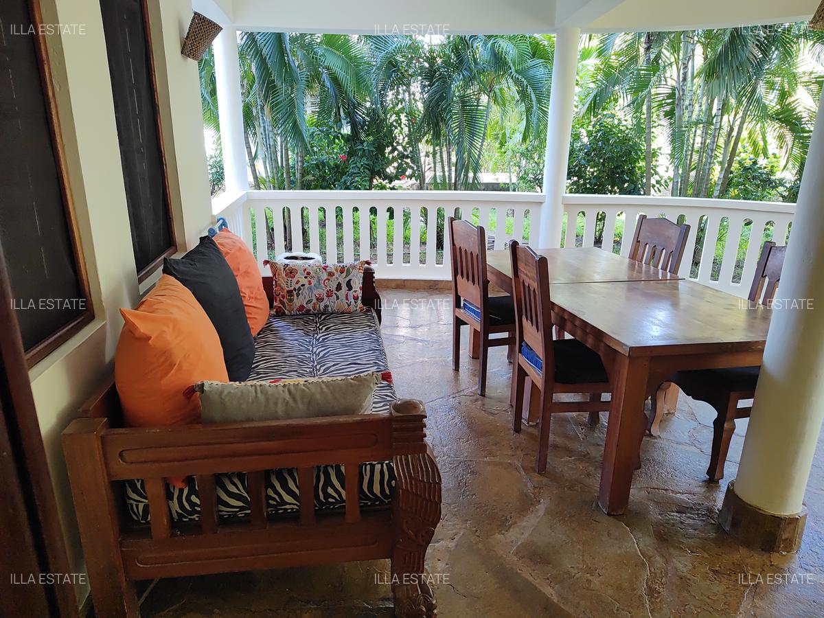 Serviced 2 Bed Apartment with En Suite at Diani Beach Road - 11