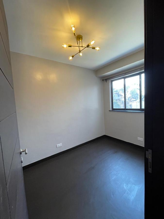 4 Bed Apartment with En Suite in Lavington - 16