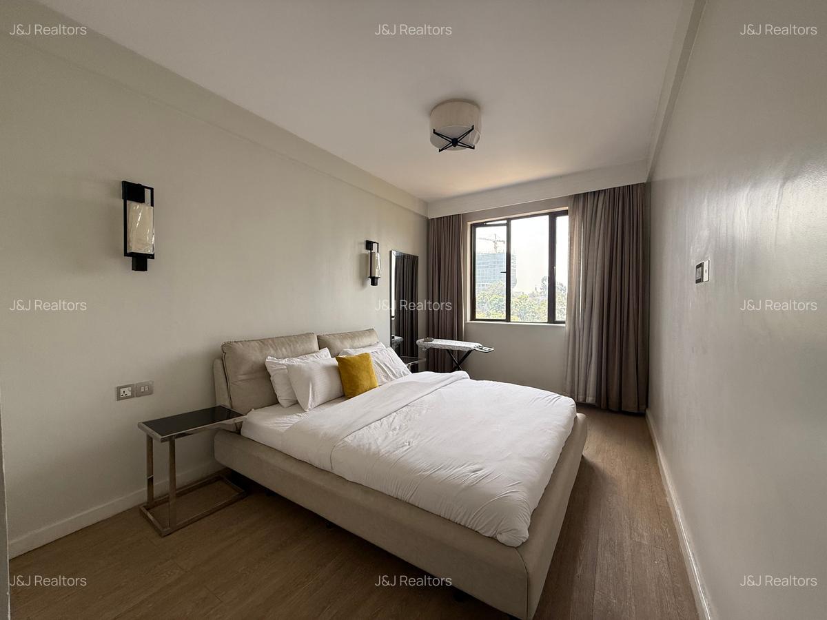 Furnished 1 Bed Apartment with En Suite in Riverside - 11