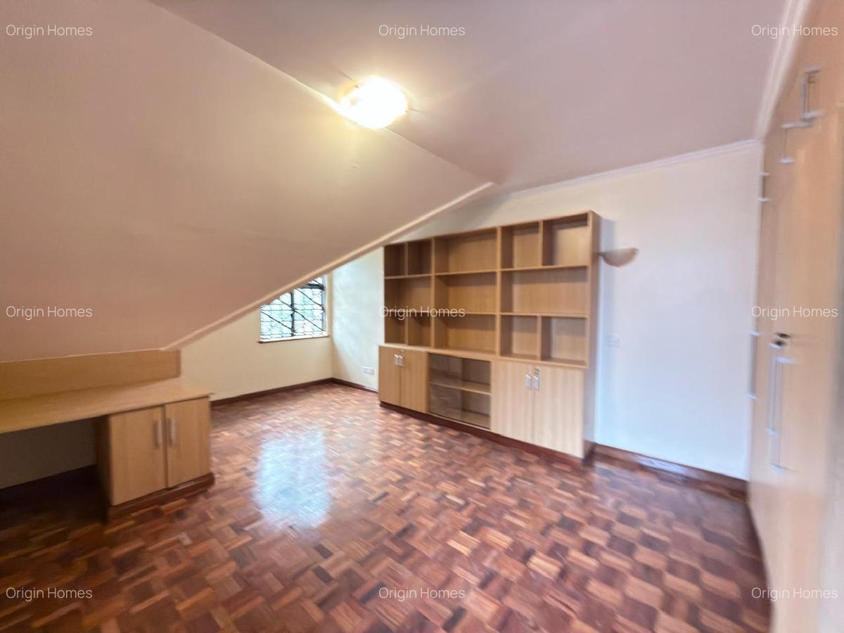 5 Bed Townhouse with En Suite at Kileleshwa - 9