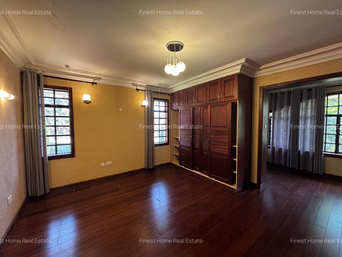 4 Bed Villa with En Suite at Mombasa Road - 9