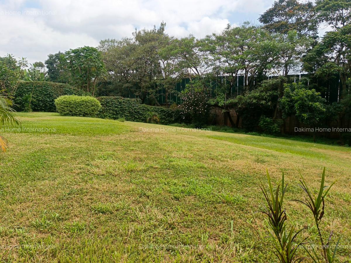 5 Bed Townhouse with En Suite in Runda - 17