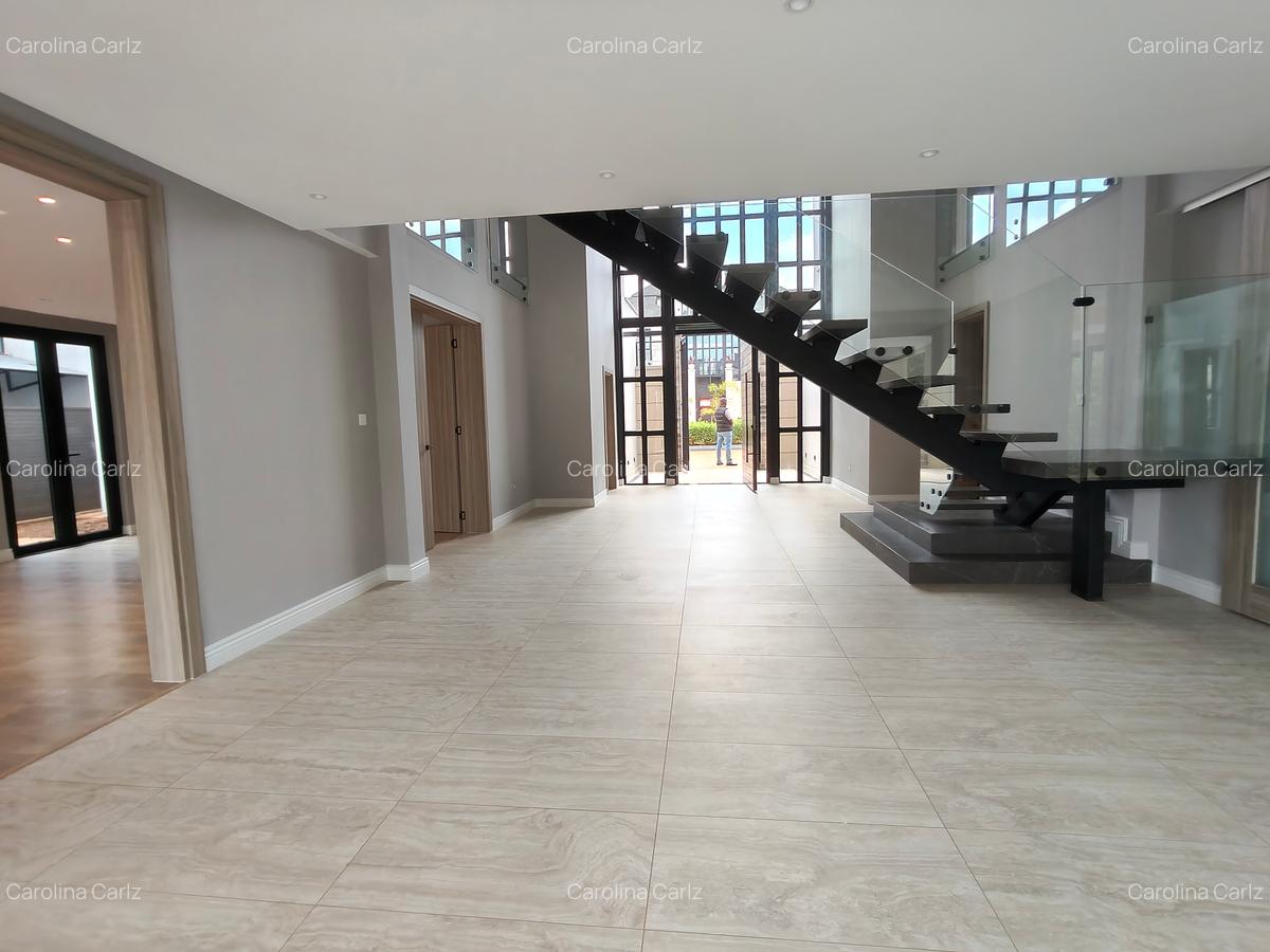 4 Bed Townhouse with En Suite at Runda - 9