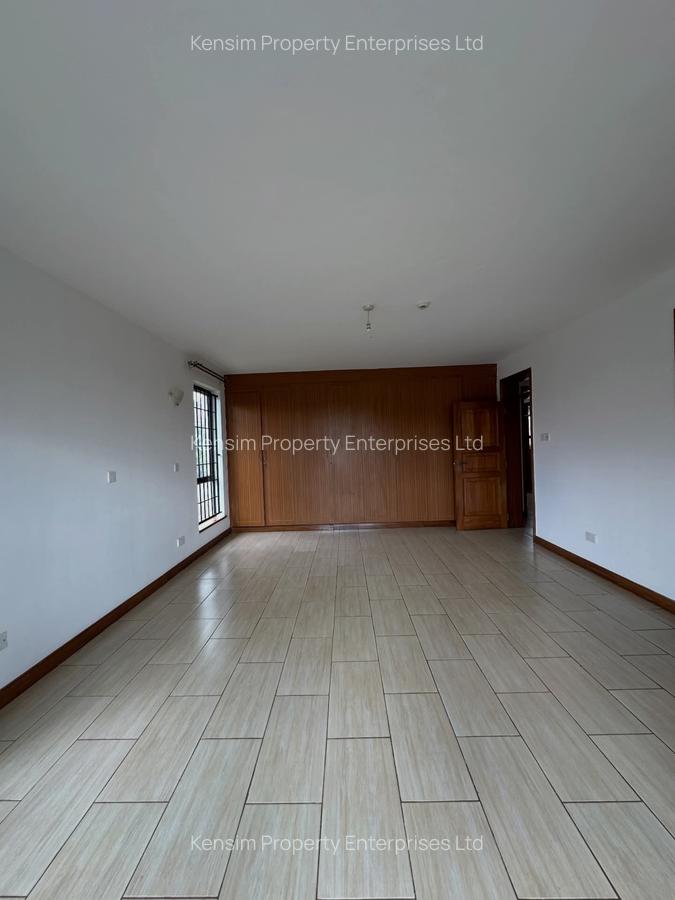 4 Bed Townhouse with En Suite in Runda - 11