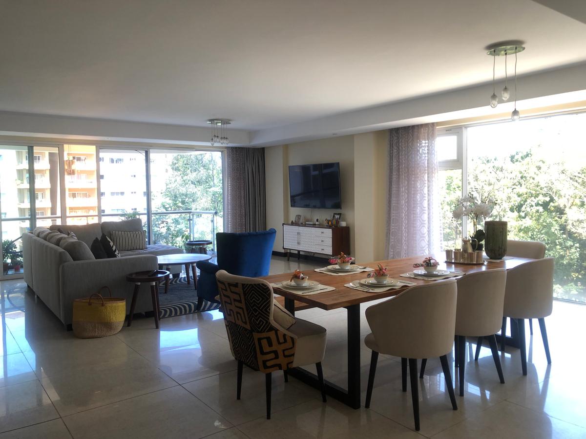 3 Bed Apartment with En Suite at Riverside Drive - 1