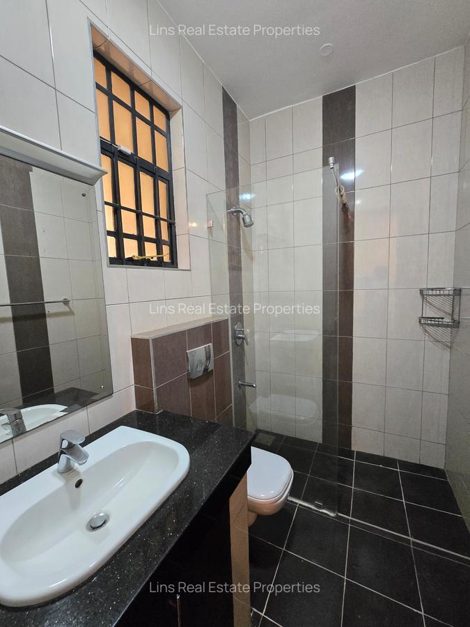 5 Bed Townhouse with En Suite in Lavington - 5