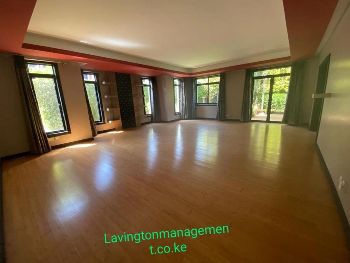 5 Bed Townhouse with En Suite at Lavington Green - 5