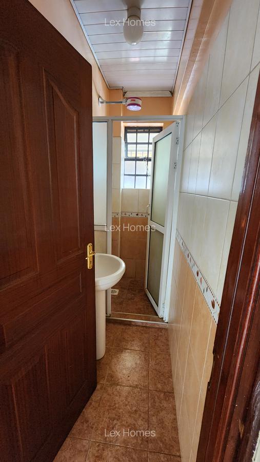 1,011 m² Commercial Property with Fibre Internet at - 13