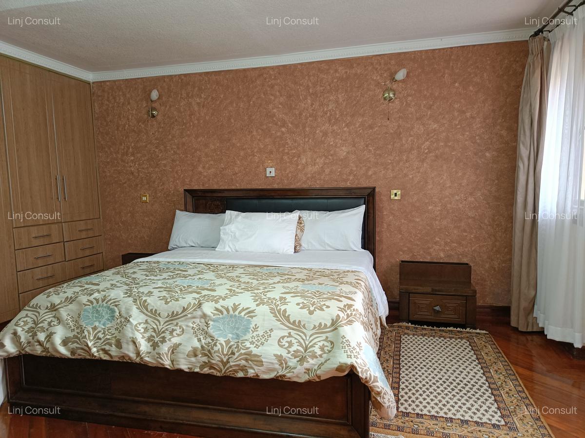 4 Bed Townhouse with En Suite in Runda - 12