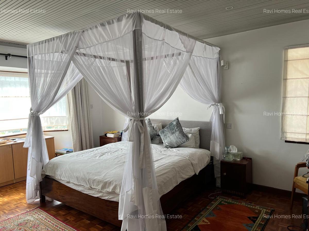 5 Bed Townhouse with En Suite at Arwings Kodhek - 10