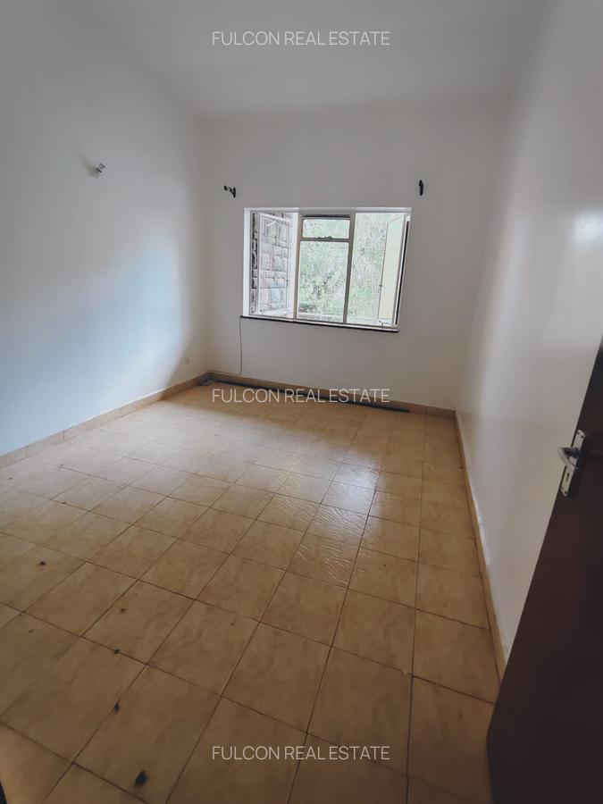 3 Bed Townhouse with En Suite in Kilimani - 2