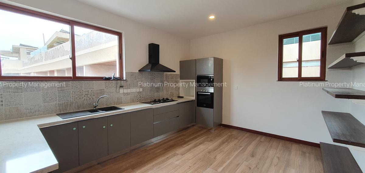 3 Bed Apartment with En Suite at Peponi Rd - 4