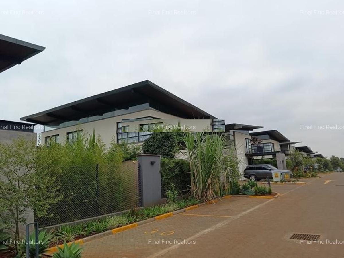 3 Bed House with En Suite in Runda - 5