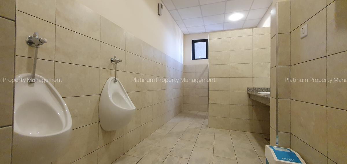 4,000 ft² Office with Backup Generator in Westlands Area - 10