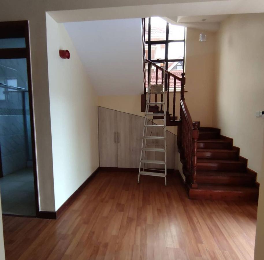 5 Bed Townhouse in Lavington - 4