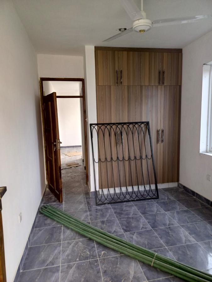 Serviced 1 Bed Apartment with Borehole at Bamburi - 5