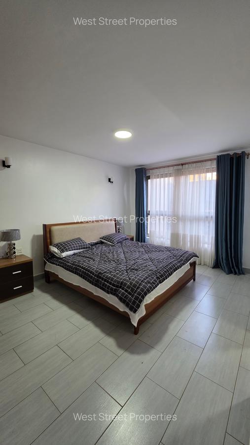 2 Bed Apartment with En Suite at Lavington - 13