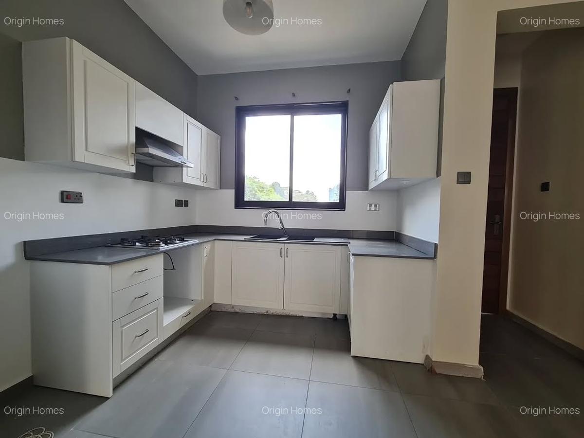 2 Bed Apartment with En Suite at Westlands - 8