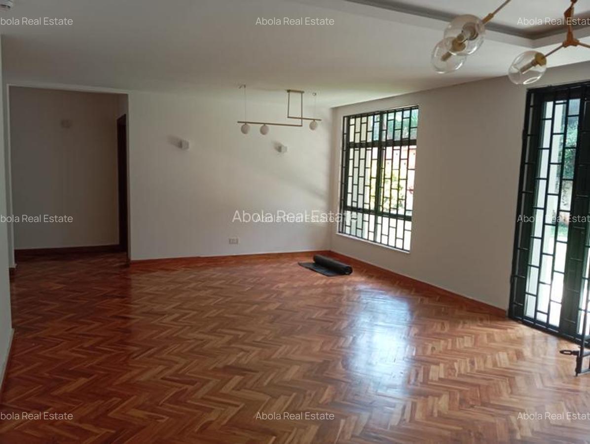 4 Bed Villa with En Suite in Gigiri - 10