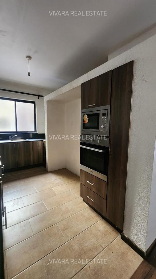 2 Bed Apartment with En Suite at Kingara Rd - 5