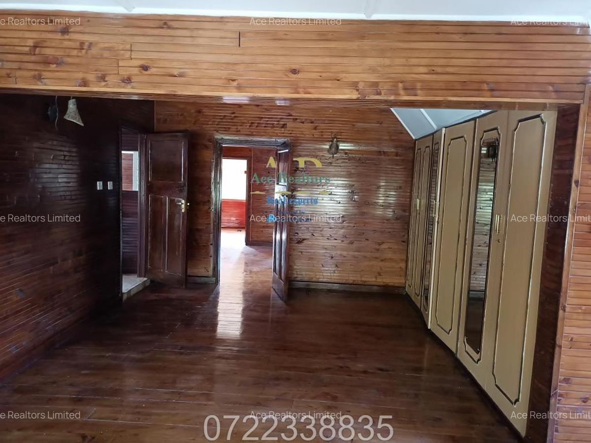 6 Bed House with En Suite at Near Muthaiga Golf Club Nairobi - 17