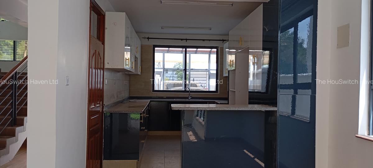 4 Bed Townhouse with En Suite at Off Isaac Gathanju Rd - 6