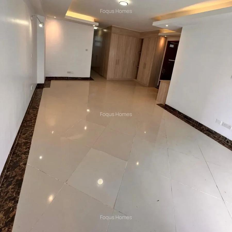 3 Bed Apartment with En Suite at Hatheru - 7