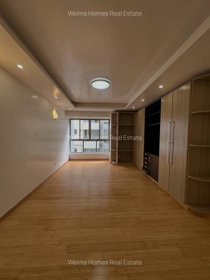 3 Bed Apartment with En Suite in Kileleshwa - 18