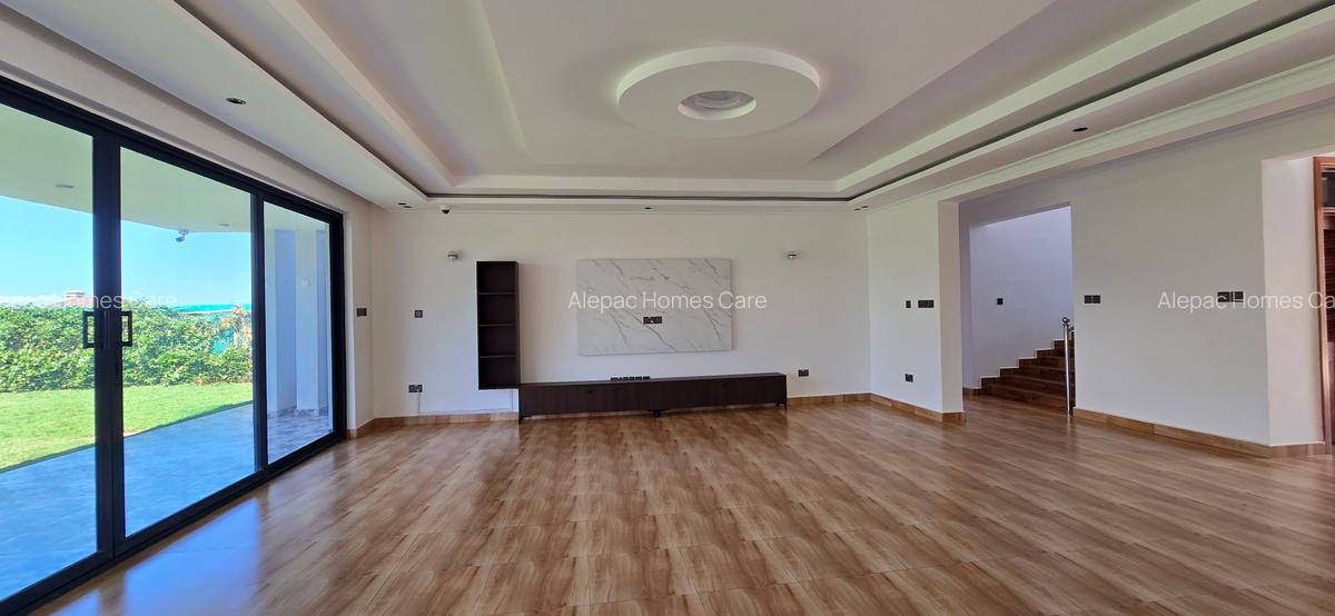 4 Bed House with En Suite at Kijani Ridge - 2