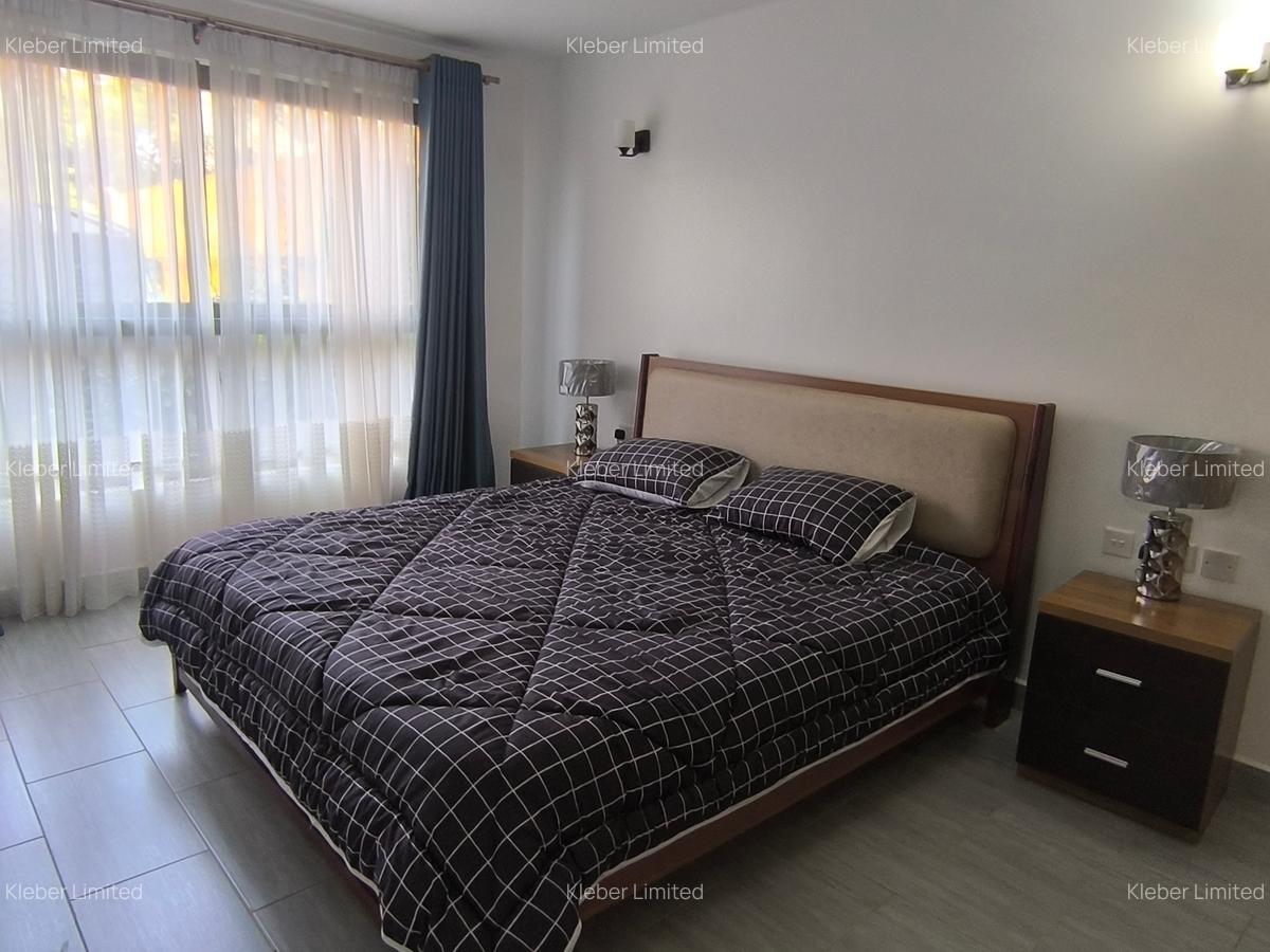 2 Bed Apartment with En Suite at Lavington - 16