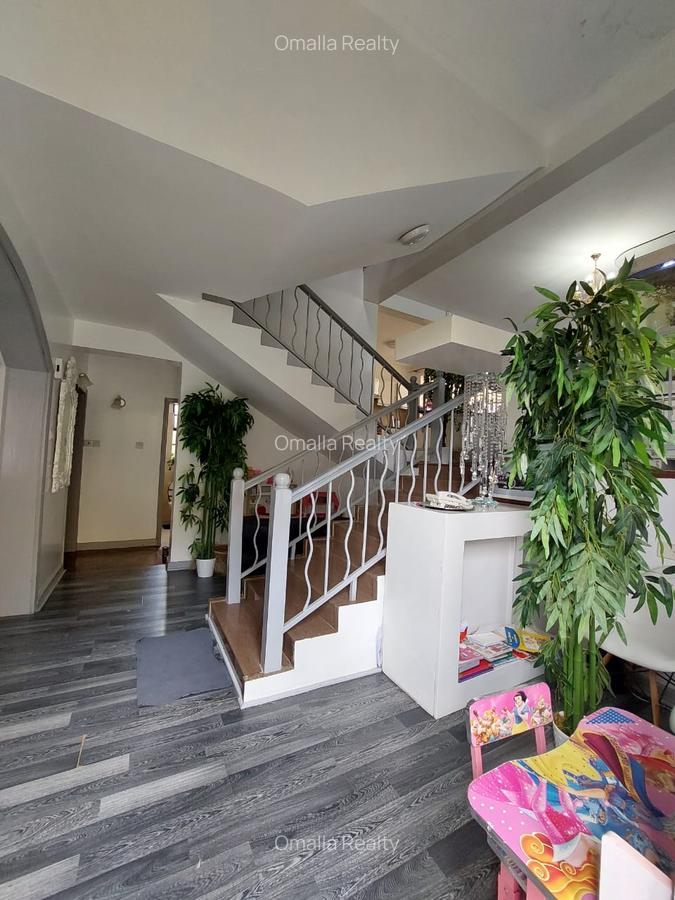 4 Bed House with En Suite in Loresho - 10