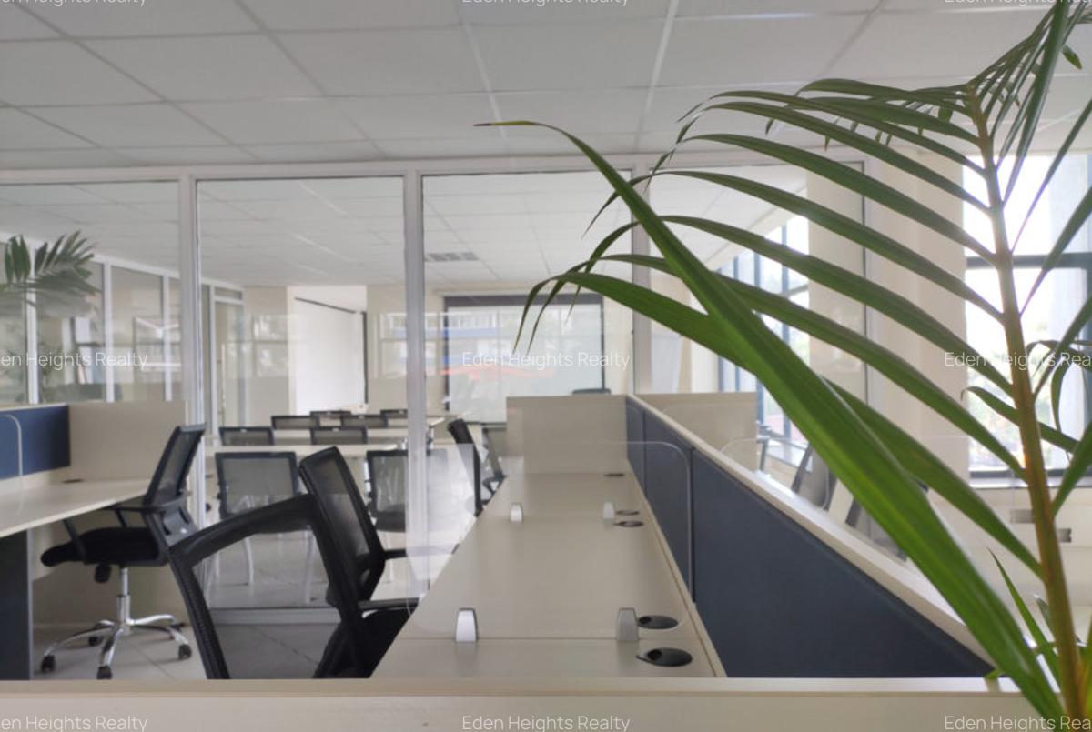 3,500 ft² Office with Service Charge Included in Hurlingham - 8