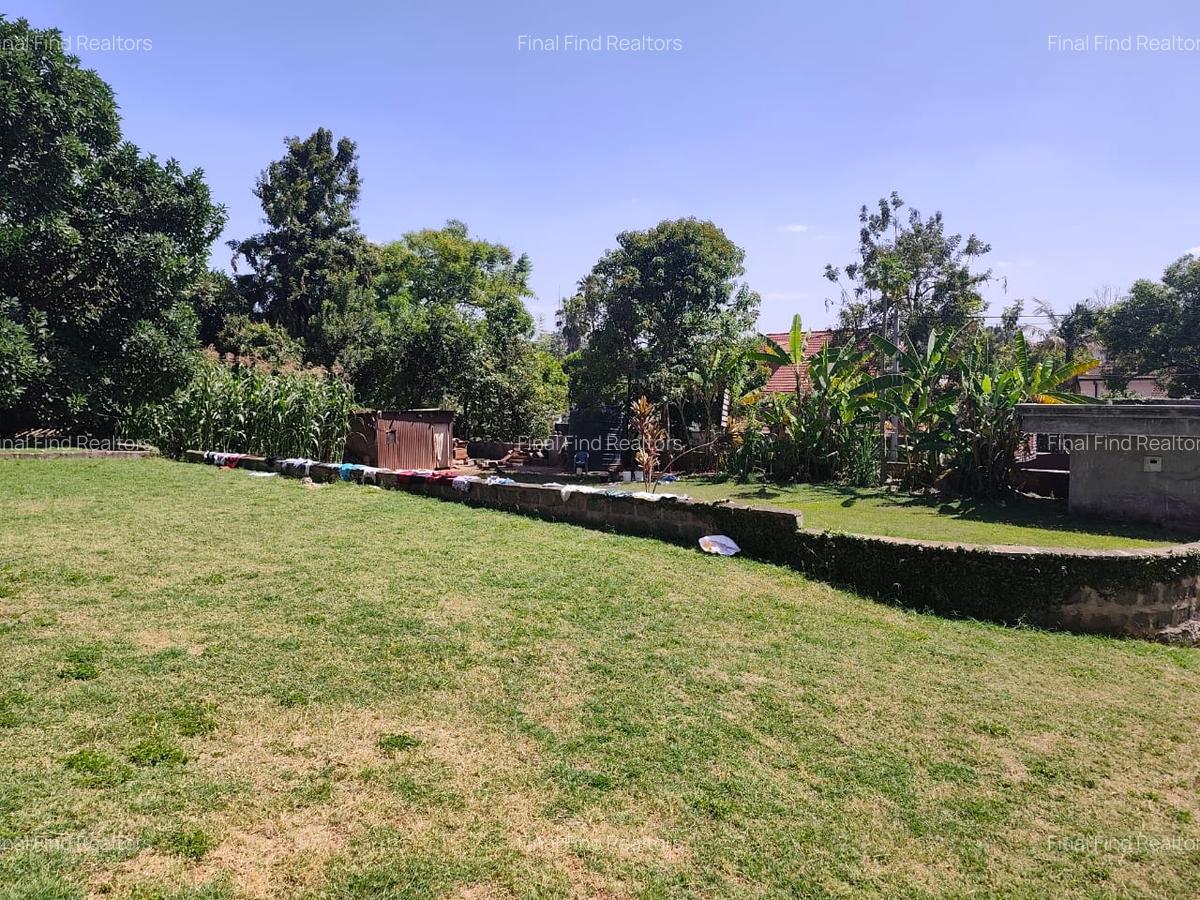 5 Bed House with En Suite in Runda - 8