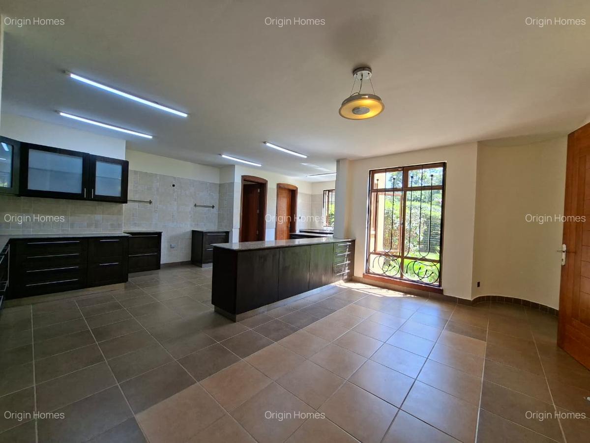 5 Bed House with En Suite at Runda - 10