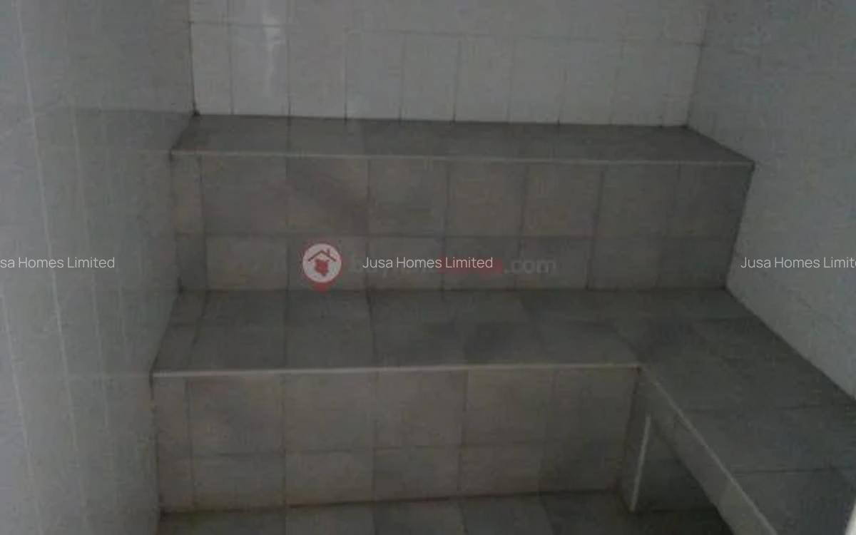 5 Bed House with En Suite in Riverside - 14