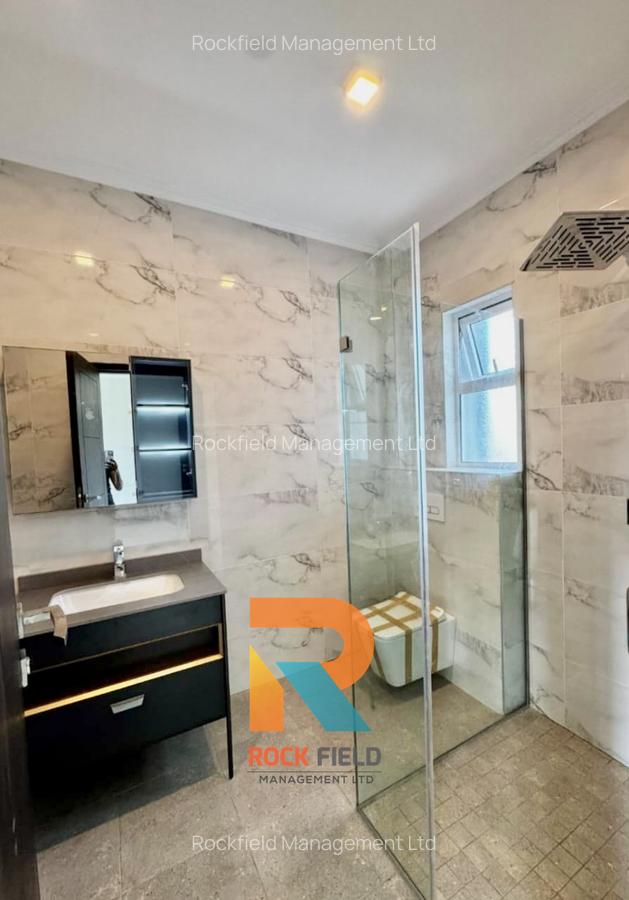 3 Bed Apartment with En Suite in Riverside - 18