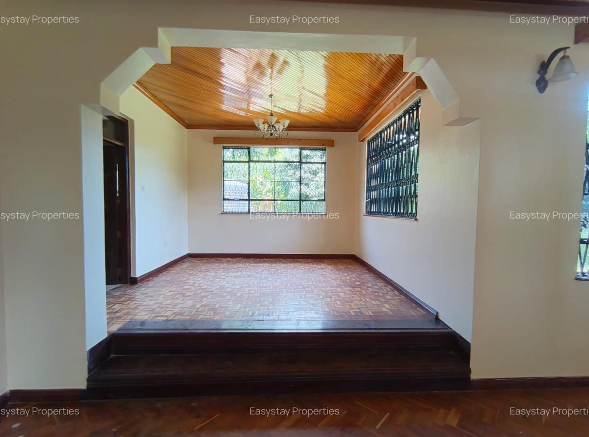 4 Bed House with En Suite in Runda - 3