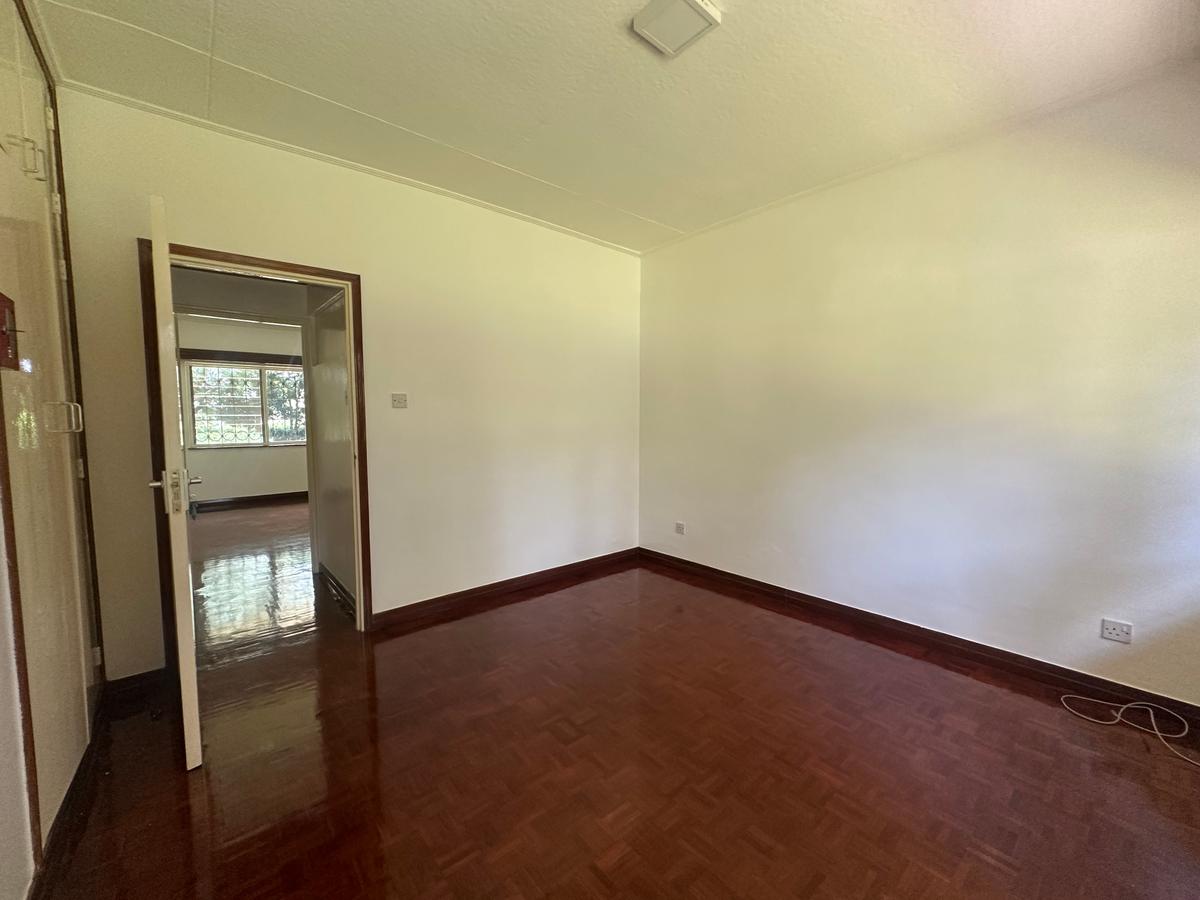 4 Bed Villa with En Suite in Runda - 8