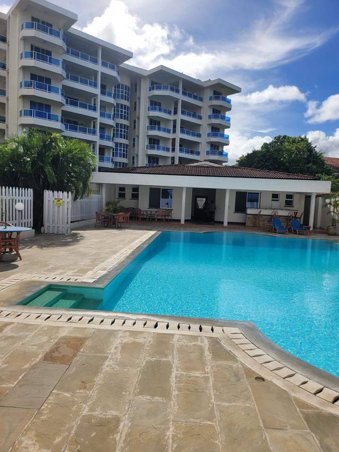 4 Bed Apartment with En Suite in Nyali Area - 12