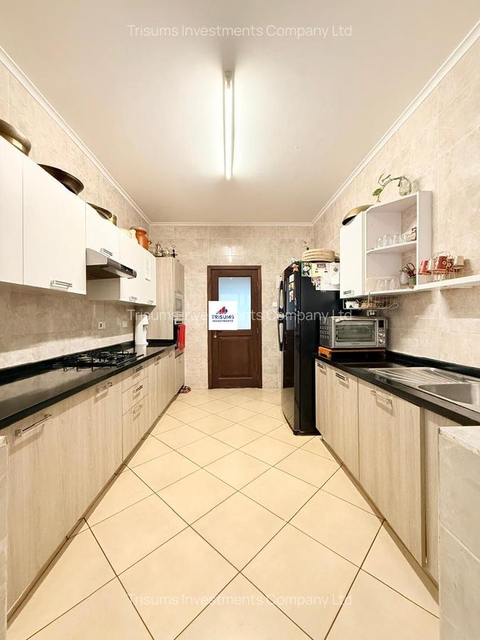 3 Bed Apartment with En Suite in General Mathenge - 4
