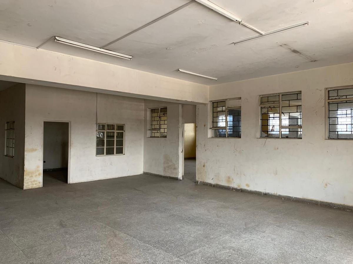 10,000 ft² Commercial Property with Service Charge Included at Dar Es Salaam Road - 10