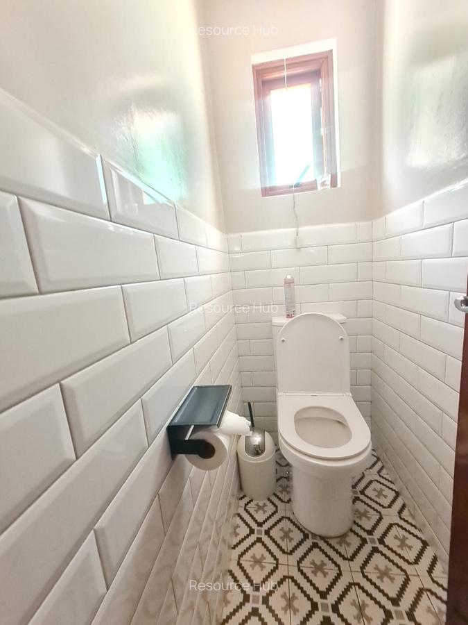 5 Bed House with En Suite at Loresho - 10