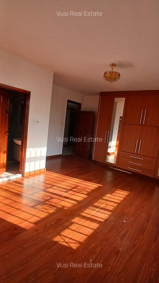 3 Bed Apartment with En Suite in Lavington - 9