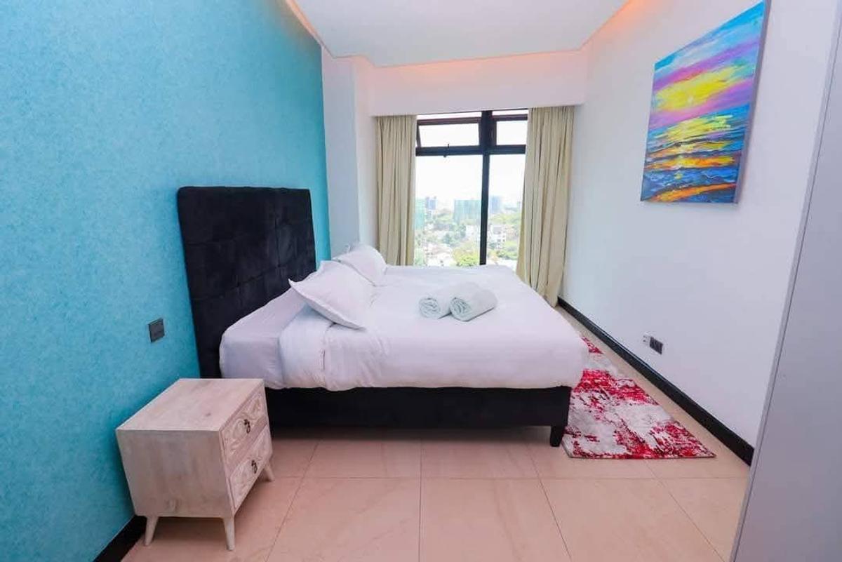 Serviced 2 Bed Apartment with En Suite at Church Road - 2