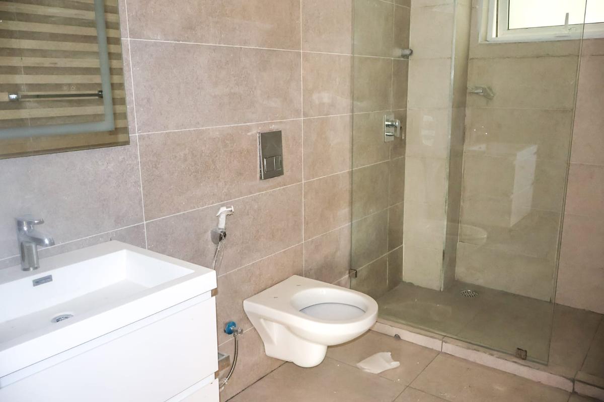 3 Bed Apartment with En Suite in Kileleshwa - 14